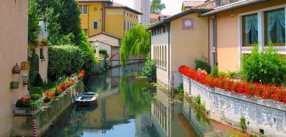 CASA ROMAN ITALIA, Center Sacile Esterno foto